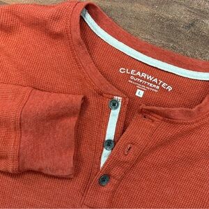 Clearwater Outfitters Burnt Orange Waffle Knit Henley Men’s Large